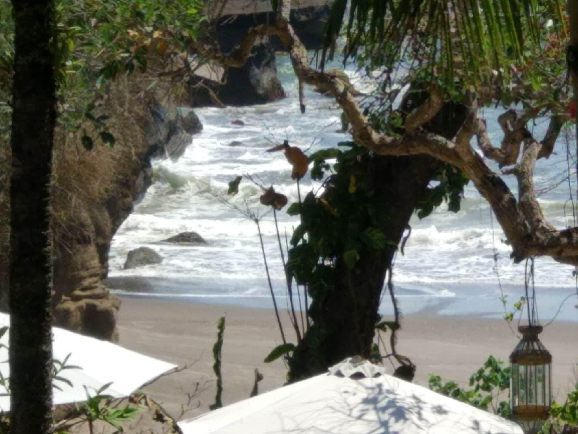 Gajah Mina Beach Resort Selemadeg  Exterior foto